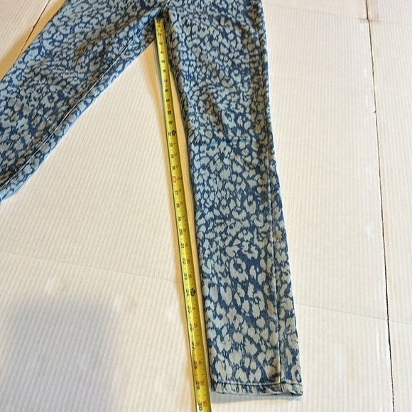 Zara Trafaluc jegging stretchy lightweight denim pants with animal print design - Picture 2 of 9